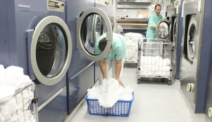Phương pháp giặt ủi chuyên nghiệp, chắt chẽ, đảm bảo sạch như mới